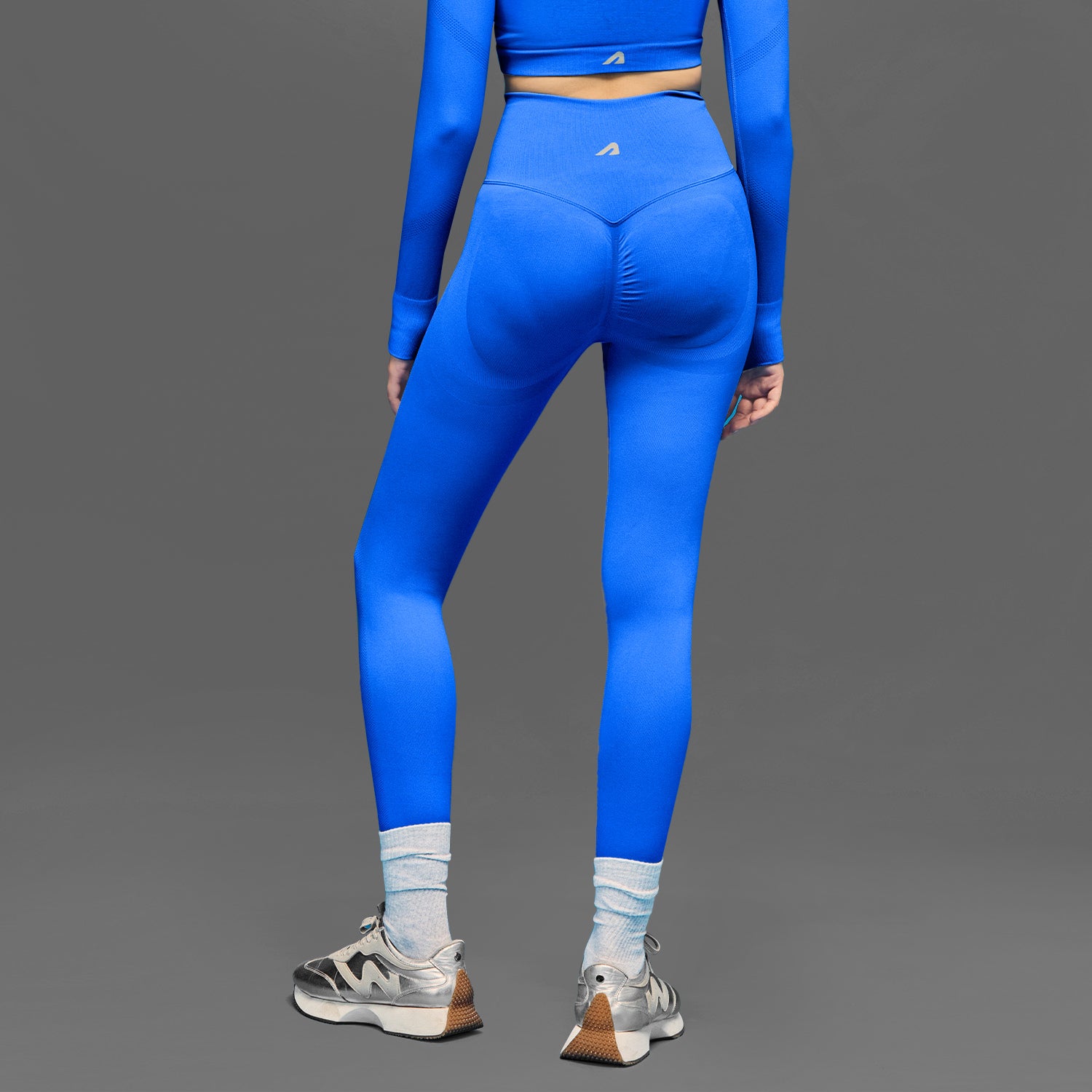 Limitless Snatched Ruched back Legging- Royal blue