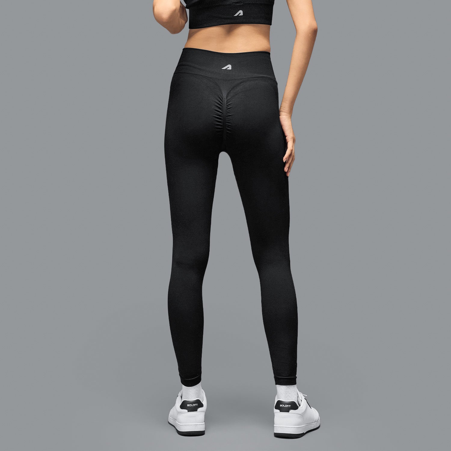 Limitless snatched ribbed waistband & Ruched back legging - BLACK