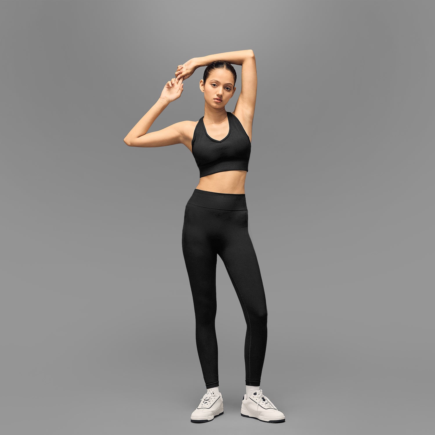 Limitless snatched ribbed waistband & Ruched back legging - BLACK