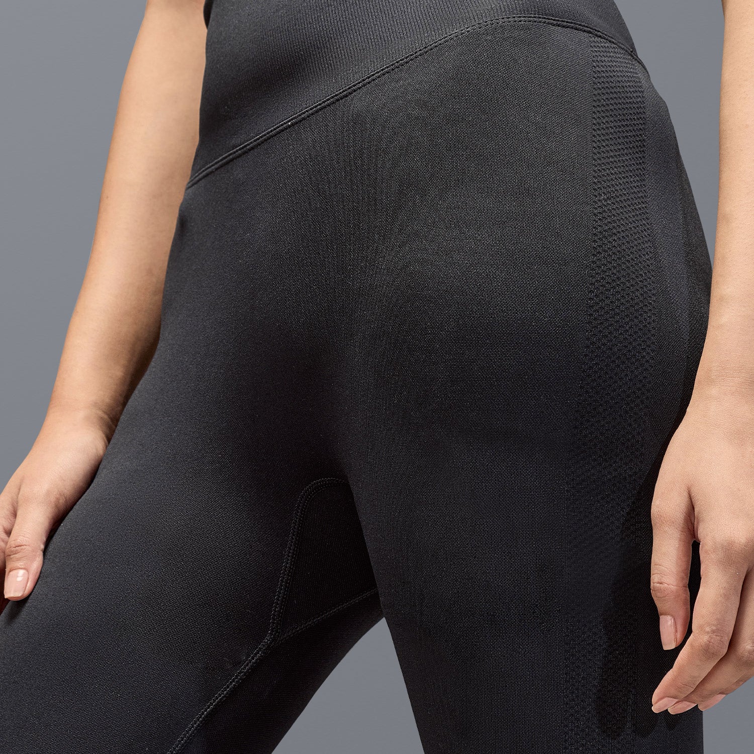 Limitless Snatched Ruched back Legging- Black