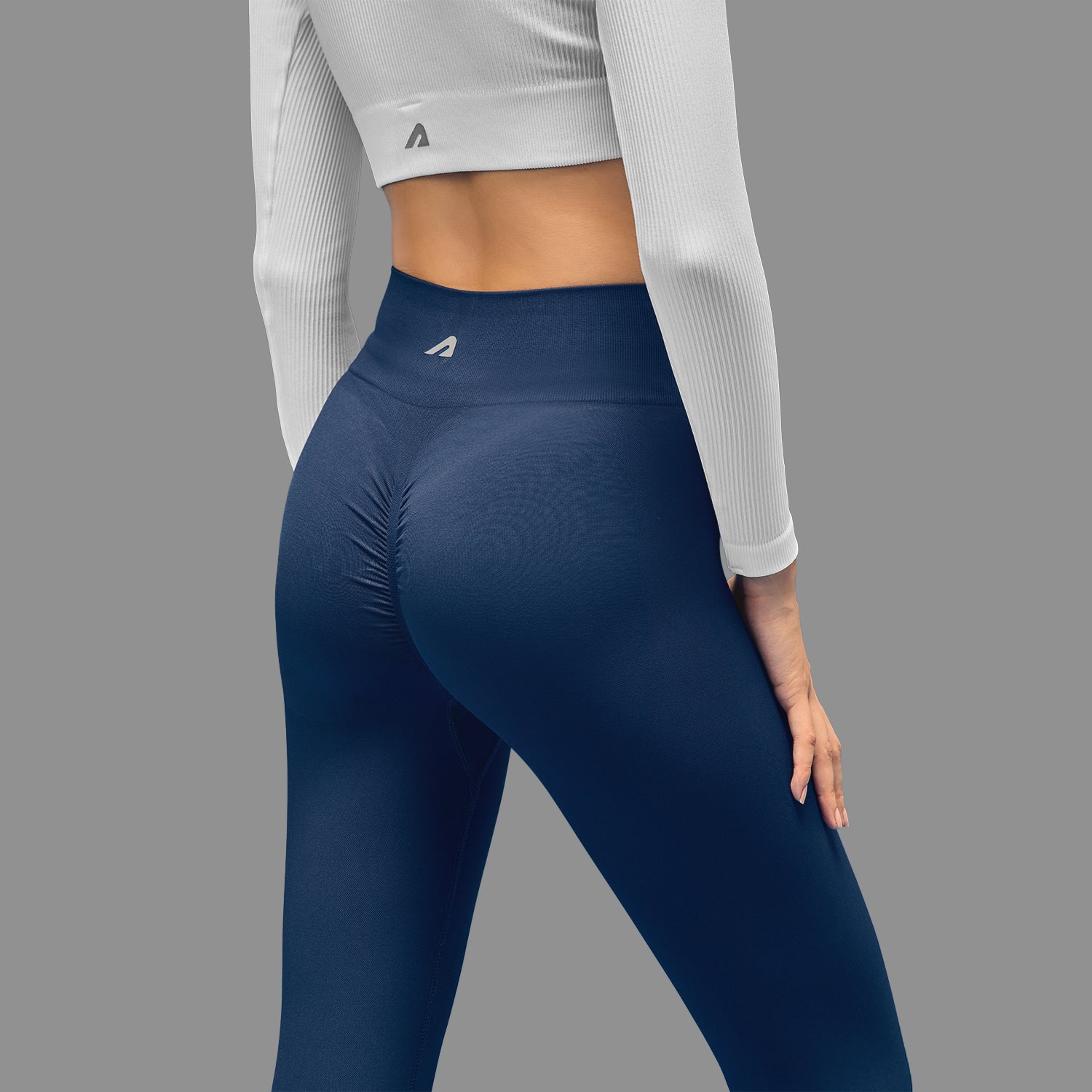 Limitless snatched ribbed waistband & Ruched back legging - NAVY BLUE