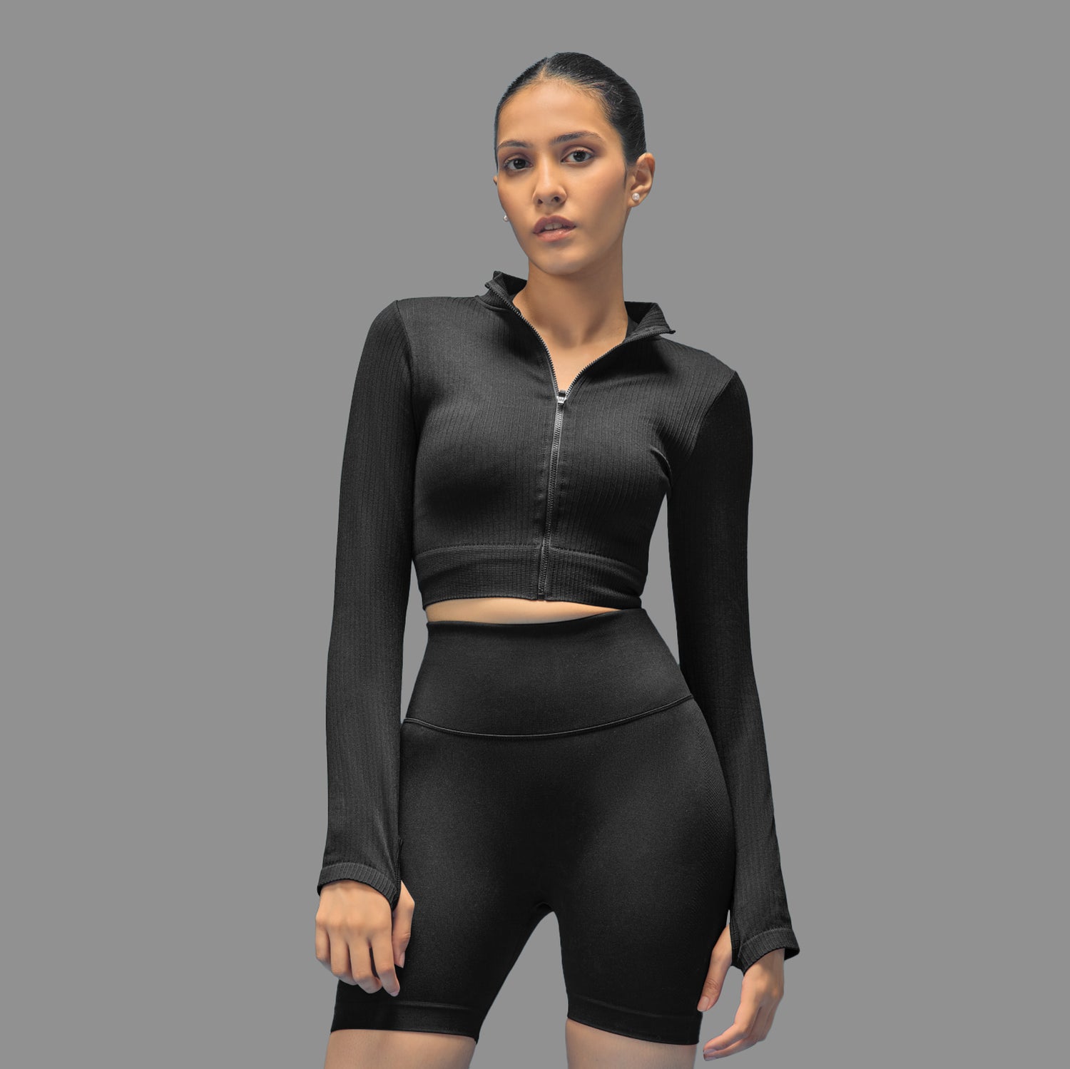 Limitless Snatched Cropped Ripped Jacket - BLACK – Boldfit