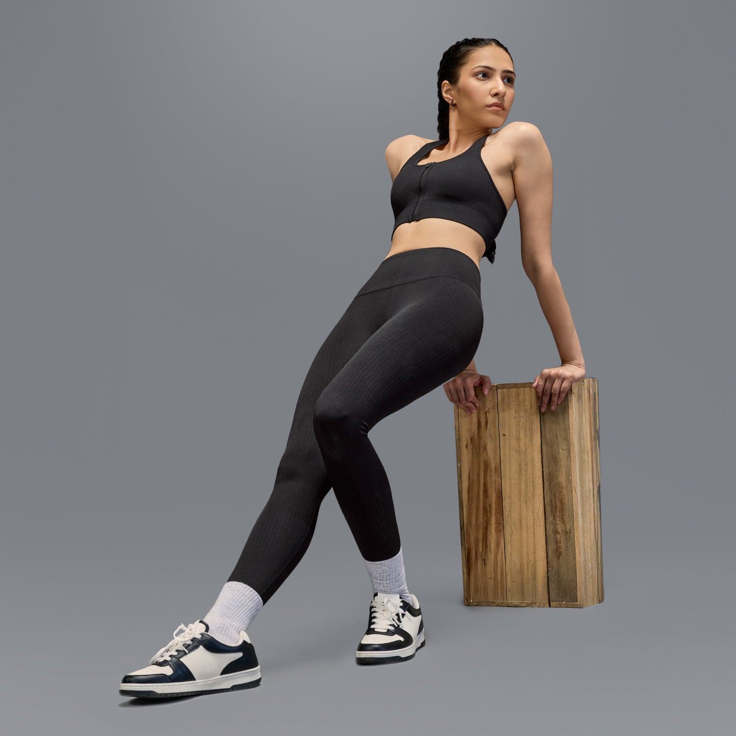 Limitless Snatched high waisted Ribbed Leggings - BLACK
