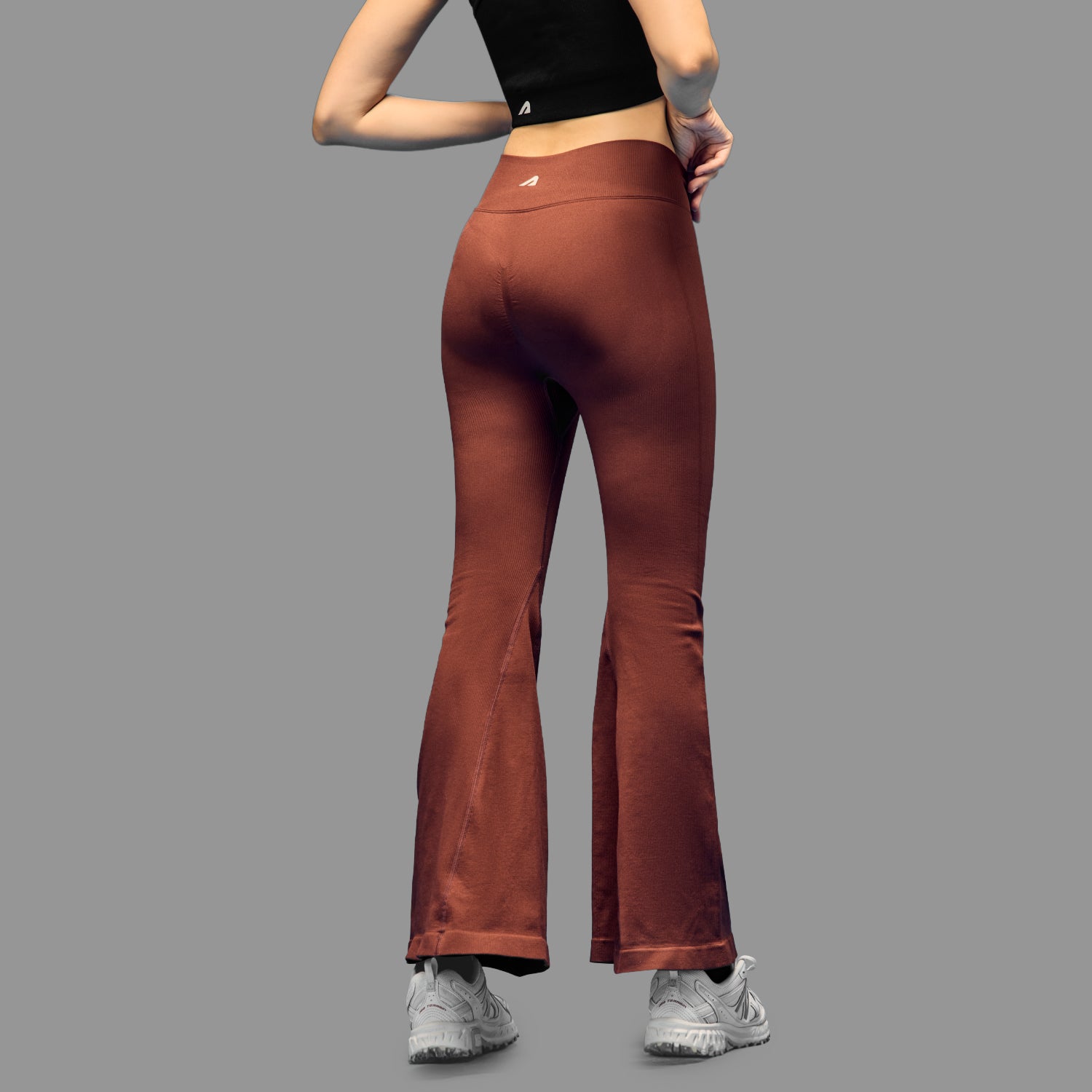Limitless snatched Ruched back Flare Pants - Brown .