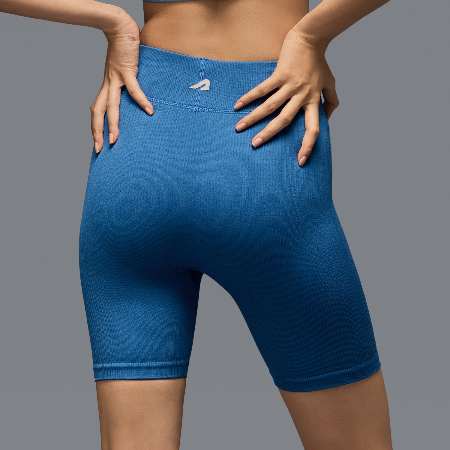 Limitless snatched mid waisted ribbed shorts - Royal Blue