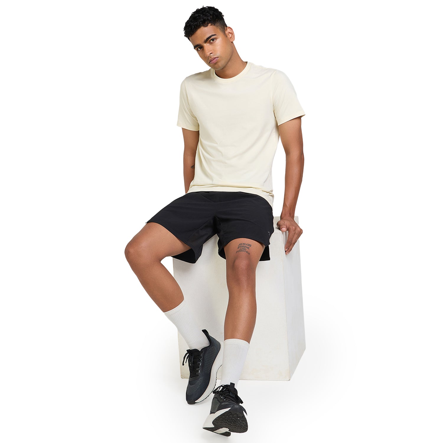 Basic Essential Mens T-Shirt - White